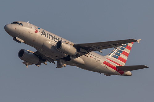 American Airlines Airbus A319-100 N827AW at Los Angeles International Airport (KLAX/LAX)