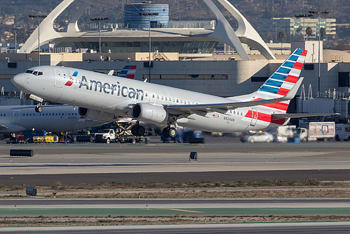 American Airlines Boeing 737-800 N924AN at Los Angeles International Airport (KLAX/LAX) American Airlines Boeing 737-800 N924AN at Los Angeles International Airport (KLAX/LAX)