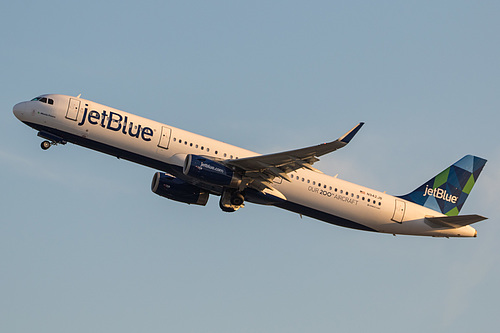 JetBlue Airways Airbus A321-200 N942JB at Los Angeles International Airport (KLAX/LAX)