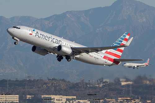 American Airlines Boeing 737-800 N963NN at Los Angeles International Airport (KLAX/LAX)