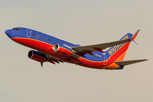 Southwest Airlines Boeing 737-700 N964WN at Los Angeles International Airport (KLAX/LAX) Southwest Airlines Boeing 737-700 N964WN at Los Angeles International Airport (KLAX/LAX)