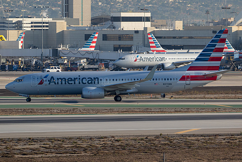 American Airlines Boeing 737-800 N970NN at Los Angeles International Airport (KLAX/LAX)
