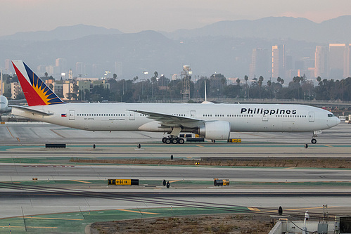 Philippine Airlines Boeing 777-300ER RP-C7778 at Los Angeles International Airport (KLAX/LAX)