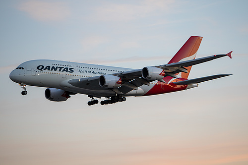 Qantas Airbus A380-800 VH-OQG at Los Angeles International Airport (KLAX/LAX)