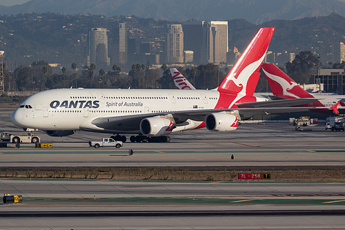 Qantas Airbus A380-800 VH-OQI at Los Angeles International Airport (KLAX/LAX)