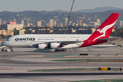 Qantas Airbus A380-800 VH-OQL at Los Angeles International Airport (KLAX/LAX)