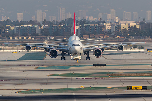 Virgin Australia Boeing 777-300ER VH-VPD at Los Angeles International Airport (KLAX/LAX) Virgin Australia Boeing 777-300ER VH-VPD at Los Angeles International Airport (KLAX/LAX)