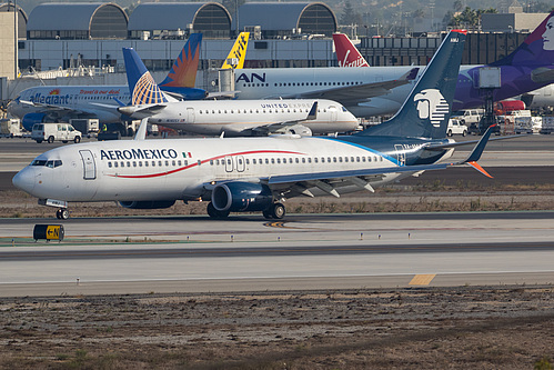 Aeroméxico Boeing 737-800 XA-AMJ at Los Angeles International Airport (KLAX/LAX)