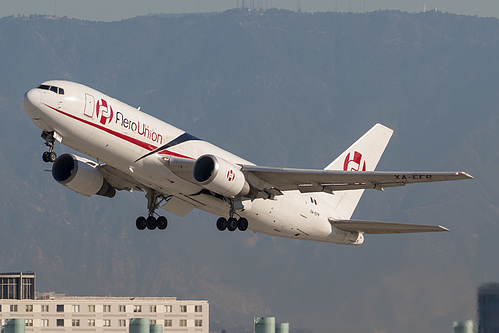 AeroUnion Boeing 767-200F XA-EFR at Los Angeles International Airport (KLAX/LAX)