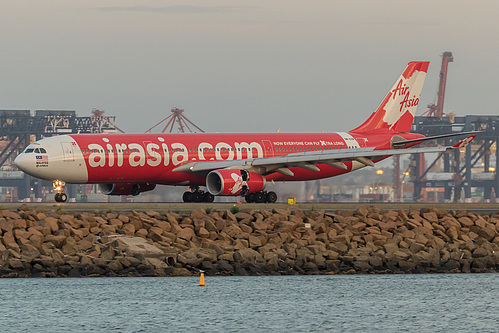 AirAsia X Airbus A330-300 9M-XXW at Sydney Kingsford Smith International Airport (YSSY/SYD)