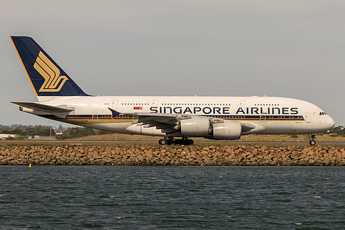 Singapore Airlines Airbus A380-800 9V-SKQ at Sydney Kingsford Smith International Airport (YSSY/SYD) Singapore Airlines Airbus A380-800 9V-SKQ at Sydney Kingsford Smith International Airport (YSSY/SYD)
