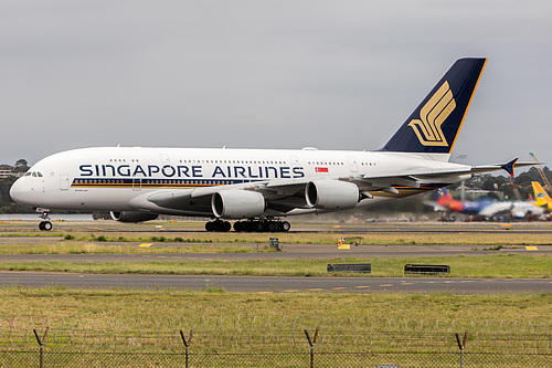 Singapore Airlines Airbus A380-800 9V-SKU at Sydney Kingsford Smith International Airport (YSSY/SYD) Singapore Airlines Airbus A380-800 9V-SKU at Sydney Kingsford Smith International Airport (YSSY/SYD)