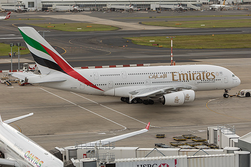 Emirates Airbus A380-800 A6-EDM at Sydney Kingsford Smith International Airport (YSSY/SYD)