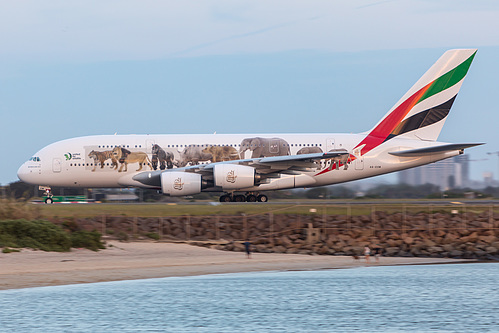 Emirates Airbus A380-800 A6-EOM at Sydney Kingsford Smith International Airport (YSSY/SYD)