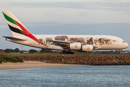 Emirates Airbus A380-800 A6-EOM at Sydney Kingsford Smith International Airport (YSSY/SYD)