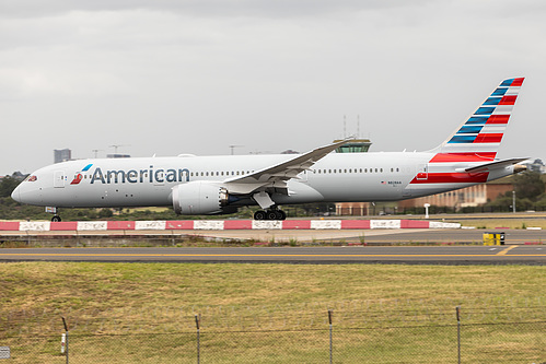 American Airlines Boeing 787-9 N828AA at Sydney Kingsford Smith International Airport (YSSY/SYD) American Airlines Boeing 787-9 N828AA at Sydney Kingsford Smith International Airport (YSSY/SYD)