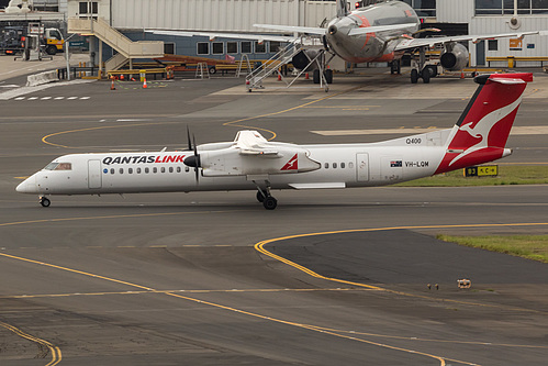 QantasLink DHC Dash-8-400 VH-LQM at Sydney Kingsford Smith International Airport (YSSY/SYD)