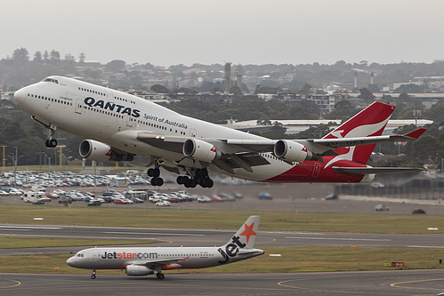 Qantas Boeing 747-400ER VH-OEE at Sydney Kingsford Smith International Airport (YSSY/SYD)