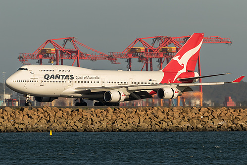 Qantas Boeing 747-400ER VH-OEJ at Sydney Kingsford Smith International Airport (YSSY/SYD)