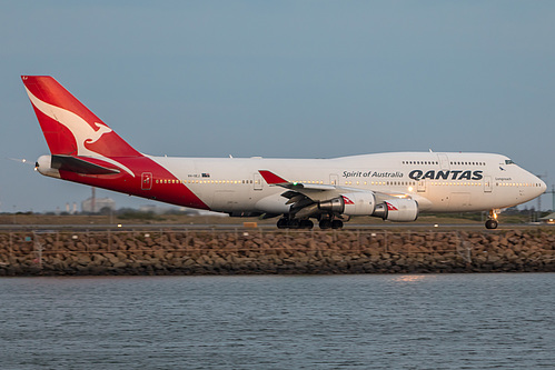 Qantas Boeing 747-400ER VH-OEJ at Sydney Kingsford Smith International Airport (YSSY/SYD)