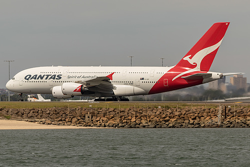 Qantas Airbus A380-800 VH-OQF at Sydney Kingsford Smith International Airport (YSSY/SYD)