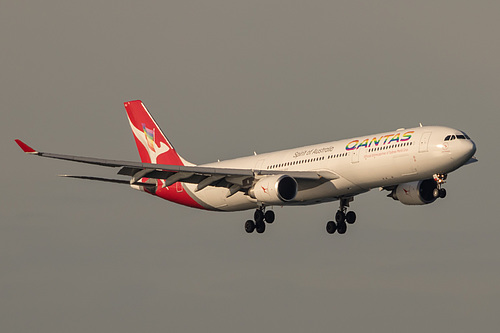 Qantas Airbus A330-300 VH-QPJ at Sydney Kingsford Smith International Airport (YSSY/SYD)