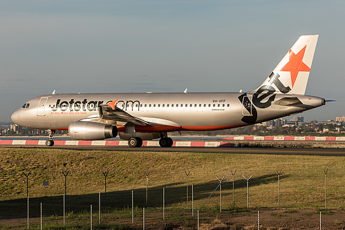 Jetstar Airways Airbus A320-200 VH-VFF at Sydney Kingsford Smith International Airport (YSSY/SYD) Jetstar Airways Airbus A320-200 VH-VFF at Sydney Kingsford Smith International Airport (YSSY/SYD)