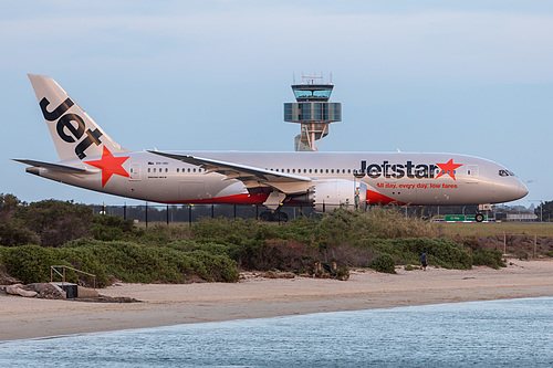Jetstar Airways Boeing 787-8 VH-VKI at Sydney Kingsford Smith International Airport (YSSY/SYD) Jetstar Airways Boeing 787-8 VH-VKI at Sydney Kingsford Smith International Airport (YSSY/SYD)