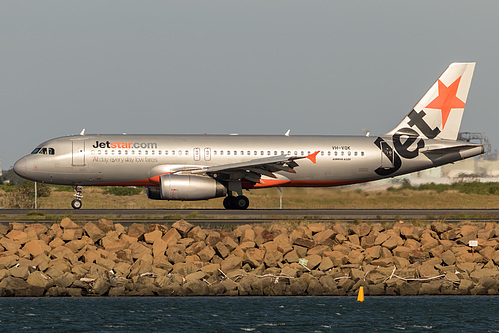 Jetstar Airways Airbus A320-200 VH-VQK at Sydney Kingsford Smith International Airport (YSSY/SYD) Jetstar Airways Airbus A320-200 VH-VQK at Sydney Kingsford Smith International Airport (YSSY/SYD)