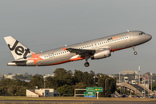 Jetstar Airways Airbus A320-200 VH-VQK at Sydney Kingsford Smith International Airport (YSSY/SYD) Jetstar Airways Airbus A320-200 VH-VQK at Sydney Kingsford Smith International Airport (YSSY/SYD)