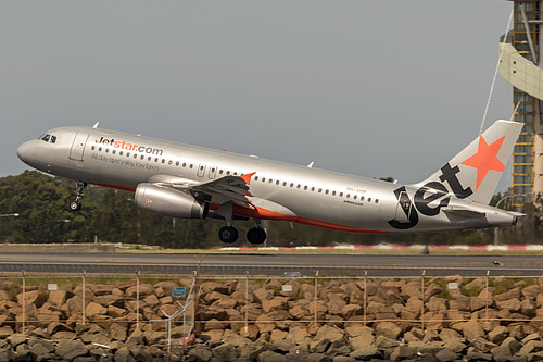Jetstar Airways Airbus A320-200 VH-VQP at Sydney Kingsford Smith International Airport (YSSY/SYD) Jetstar Airways Airbus A320-200 VH-VQP at Sydney Kingsford Smith International Airport (YSSY/SYD)