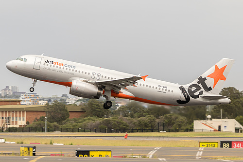 Jetstar Airways Airbus A320-200 VH-VQZ at Sydney Kingsford Smith International Airport (YSSY/SYD) Jetstar Airways Airbus A320-200 VH-VQZ at Sydney Kingsford Smith International Airport (YSSY/SYD)