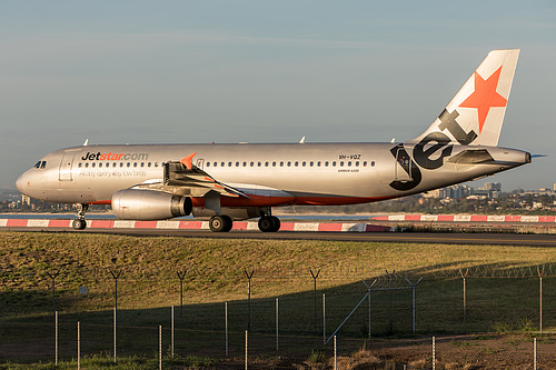 Jetstar Airways Airbus A320-200 VH-VQZ at Sydney Kingsford Smith International Airport (YSSY/SYD) Jetstar Airways Airbus A320-200 VH-VQZ at Sydney Kingsford Smith International Airport (YSSY/SYD)