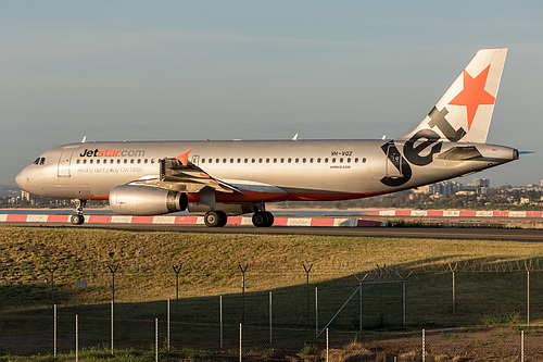 Jetstar Airways Airbus A320-200 VH-VQZ at Sydney Kingsford Smith International Airport (YSSY/SYD)