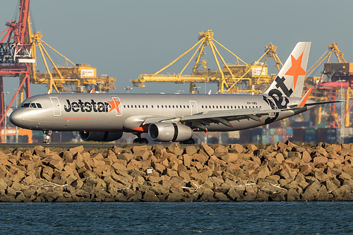 Jetstar Airways Airbus A321-200 VH-VWQ at Sydney Kingsford Smith International Airport (YSSY/SYD) Jetstar Airways Airbus A321-200 VH-VWQ at Sydney Kingsford Smith International Airport (YSSY/SYD)