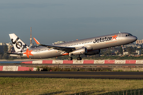 Jetstar Airways Airbus A321-200 VH-VWQ at Sydney Kingsford Smith International Airport (YSSY/SYD)