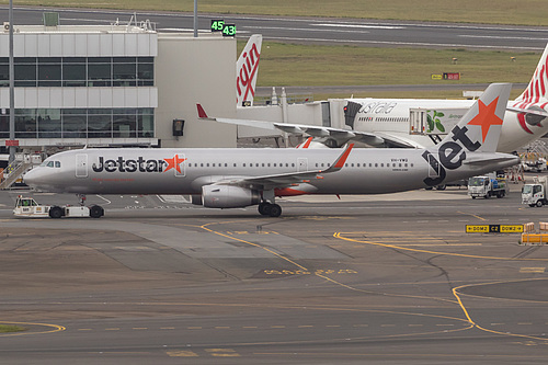 Jetstar Airways Airbus A321-200 VH-VWQ at Sydney Kingsford Smith International Airport (YSSY/SYD) Jetstar Airways Airbus A321-200 VH-VWQ at Sydney Kingsford Smith International Airport (YSSY/SYD)