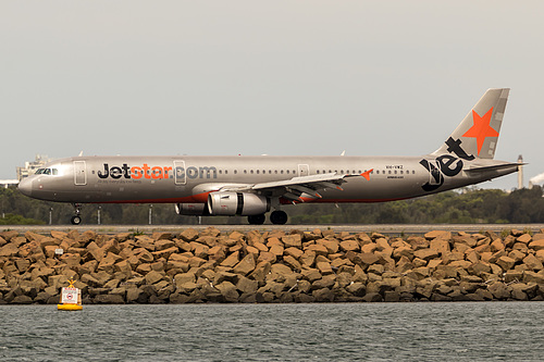 Jetstar Airways Airbus A321-200 VH-VWZ at Sydney Kingsford Smith International Airport (YSSY/SYD)