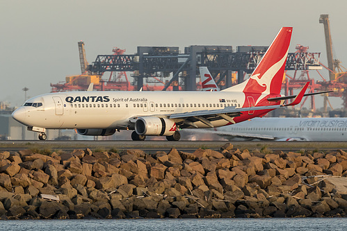 Qantas Boeing 737-800 VH-VXE at Sydney Kingsford Smith International Airport (YSSY/SYD)