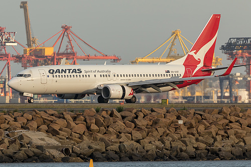 Qantas Boeing 737-800 VH-VXF at Sydney Kingsford Smith International Airport (YSSY/SYD)