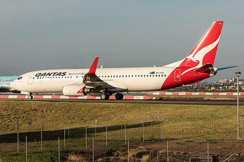 Qantas Boeing 737-800 VH-VXL at Sydney Kingsford Smith International Airport (YSSY/SYD)