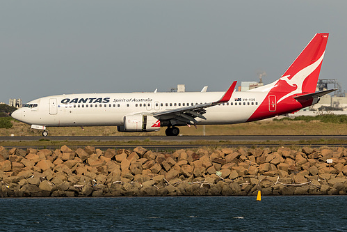 Qantas Boeing 737-800 VH-VXS at Sydney Kingsford Smith International Airport (YSSY/SYD)