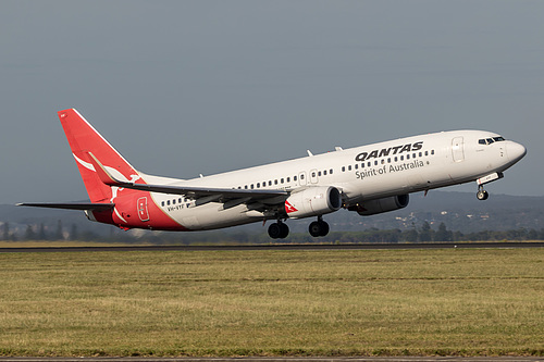 Qantas Boeing 737-800 VH-VYF at Sydney Kingsford Smith International Airport (YSSY/SYD)