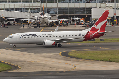 Qantas Boeing 737-800 VH-VZM at Sydney Kingsford Smith International Airport (YSSY/SYD)