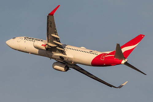 Qantas Boeing 737-800 VH-VZT at Sydney Kingsford Smith International Airport (YSSY/SYD)