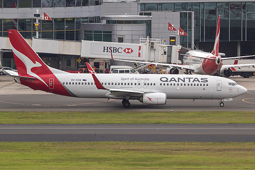 Qantas Boeing 737-800 VH-VZW at Sydney Kingsford Smith International Airport (YSSY/SYD)
