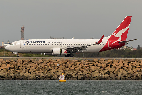 Qantas Boeing 737-800 VH-XZB at Sydney Kingsford Smith International Airport (YSSY/SYD)