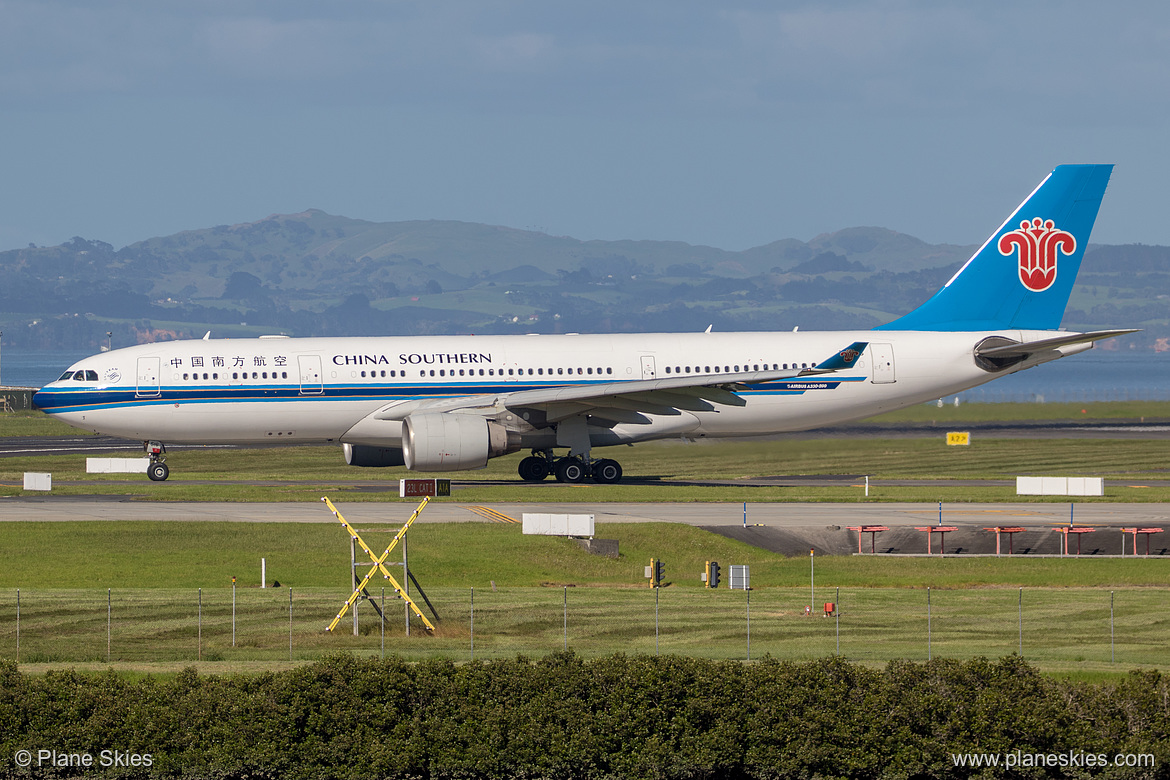 China Southern Airlines Airbus A330-200 B-6516 at Auckland International Airport (NZAA/AKL)