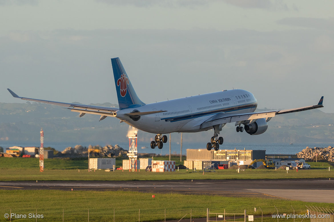 China Southern Airlines Airbus A330-200 B-6516 at Auckland International Airport (NZAA/AKL)