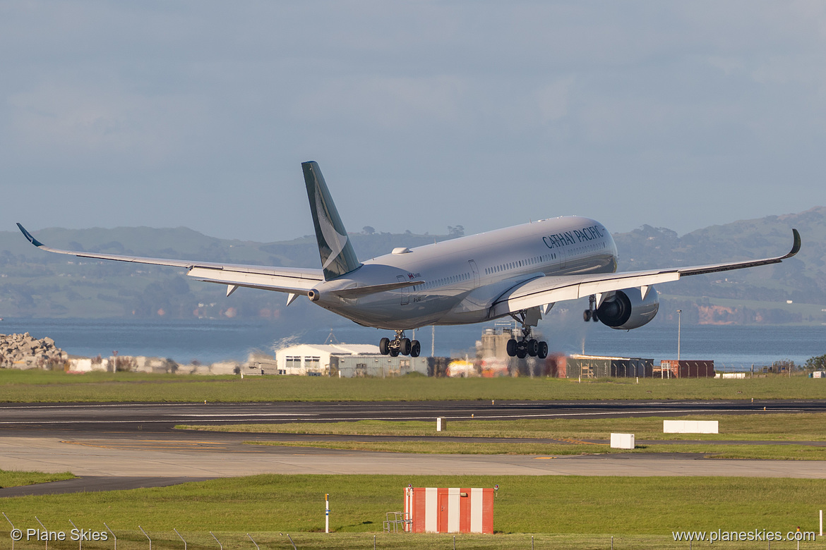 Cathay Pacific Airbus A350-900 B-LRG at Auckland International Airport (NZAA/AKL) Cathay Pacific Airbus A350-900 B-LRG at Auckland International Airport (NZAA/AKL)